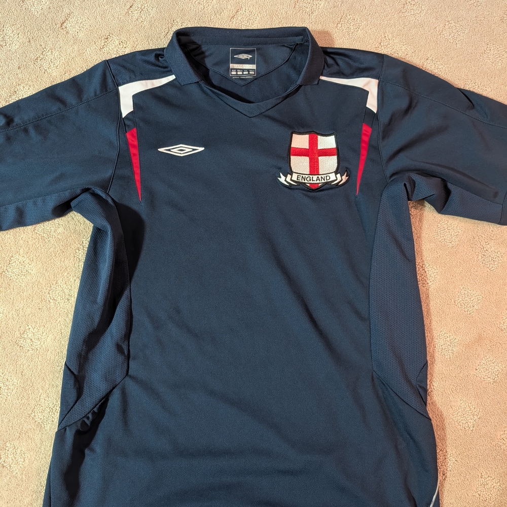 Vintage Umbro England 2002-2004 Football Soccer Jersey Youth XL